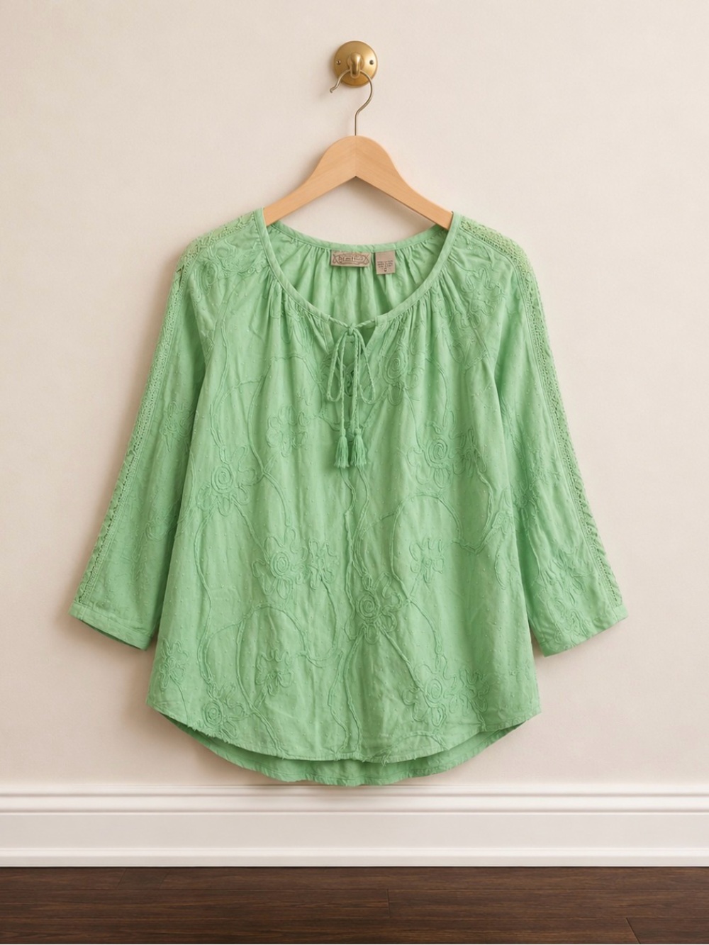 Art And Soul Mint Green Embroidered Peasant Tunic